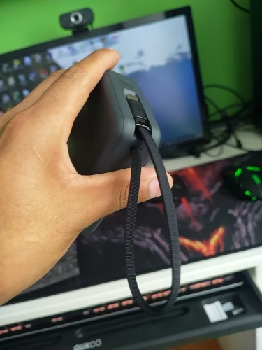 Vention 65W 20000mAh Power Bank with Built-in USB-C Cable photo review