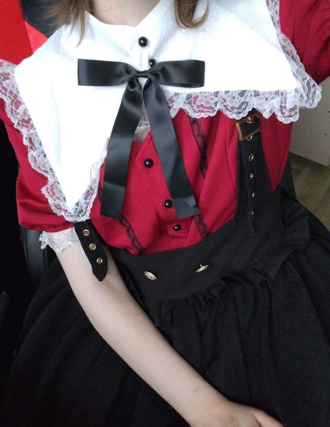 Red Wine Ruffled Blouse - Jirai Kei Aesthetic photo review