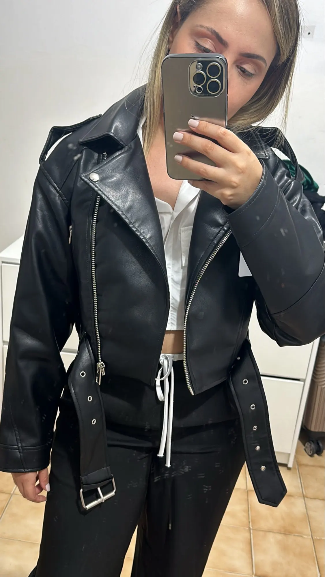 Ailegogo Faux Leather Short Jacket photo review