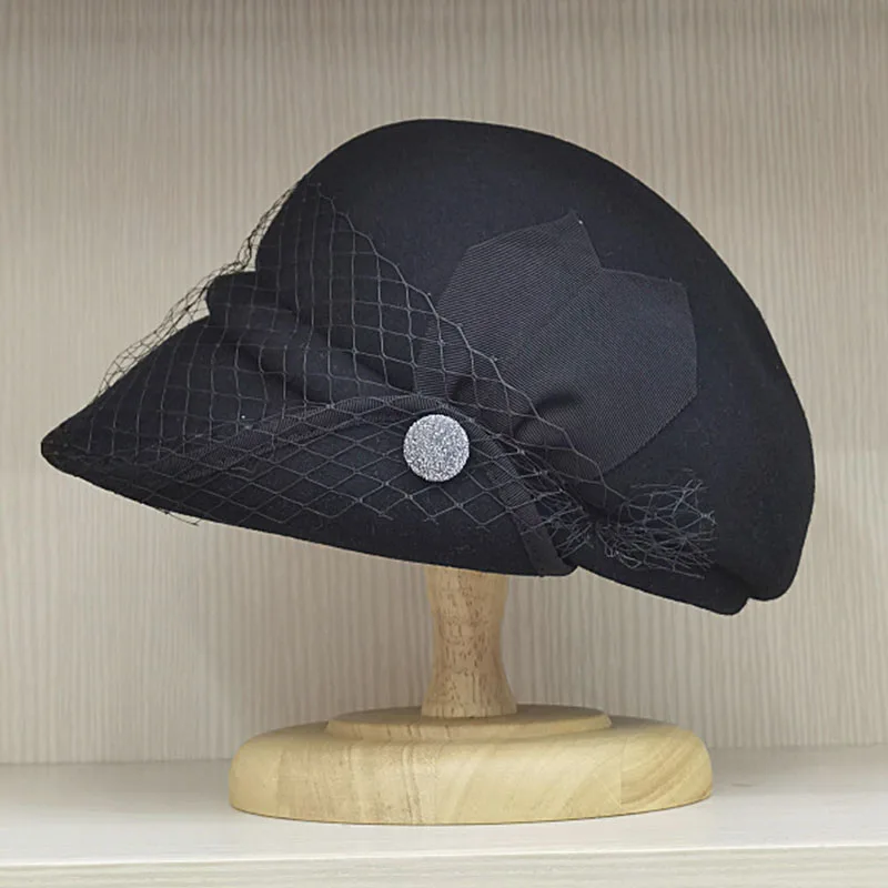 

Женские зимние шляпы Вуалетка берет шляпа с пуговицами фланцевые поля шерстяная шапка французская кепка газетчика зимняя Лыжная шапка козырек фетровая шляпа