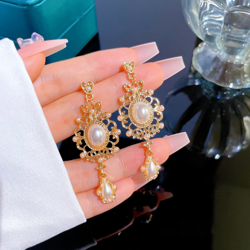 European and American Pearl Earrings Trend Design Temperament Earrings