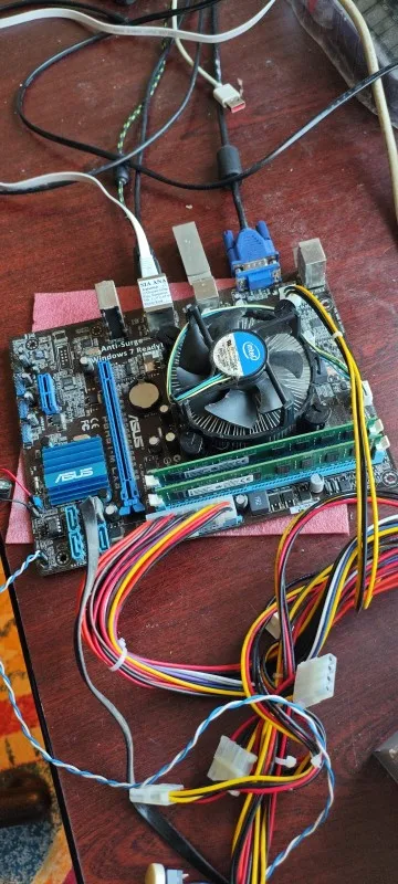 Kingston PC Memory RAM PC2 DDR2 2GB 800Mhz 667MHz PC3 DDR3 4GB 8GB 1333MHZ 1600MHZ 1866MHz ddr3 ram Desktop Memory Model photo review