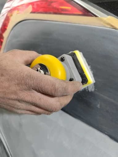 HIFESON Grindering Machine Car Air Sander Polisher With 20Pcs Sandpaper Pneumatic Cars Polishing Grinder Tool Square 70*100mm photo review