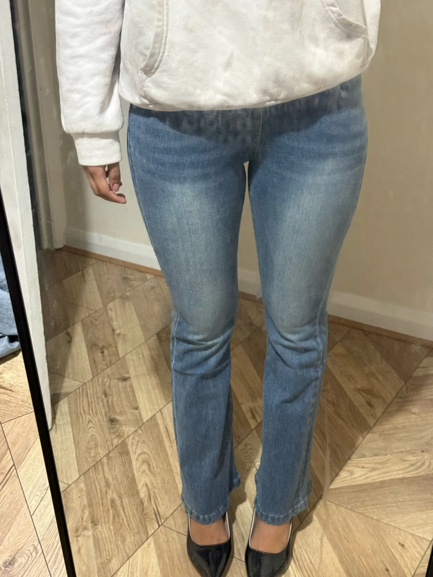 2025 Girls Concise Ins High Waist Flared Jeans Female Stretchy Bootcut Denim Pants Women Solid Color Thin Bell Bottoms Trousers photo review