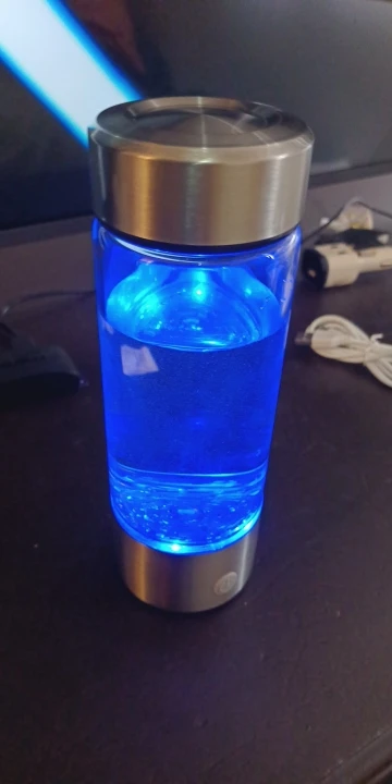 Hydrogen Water bottle