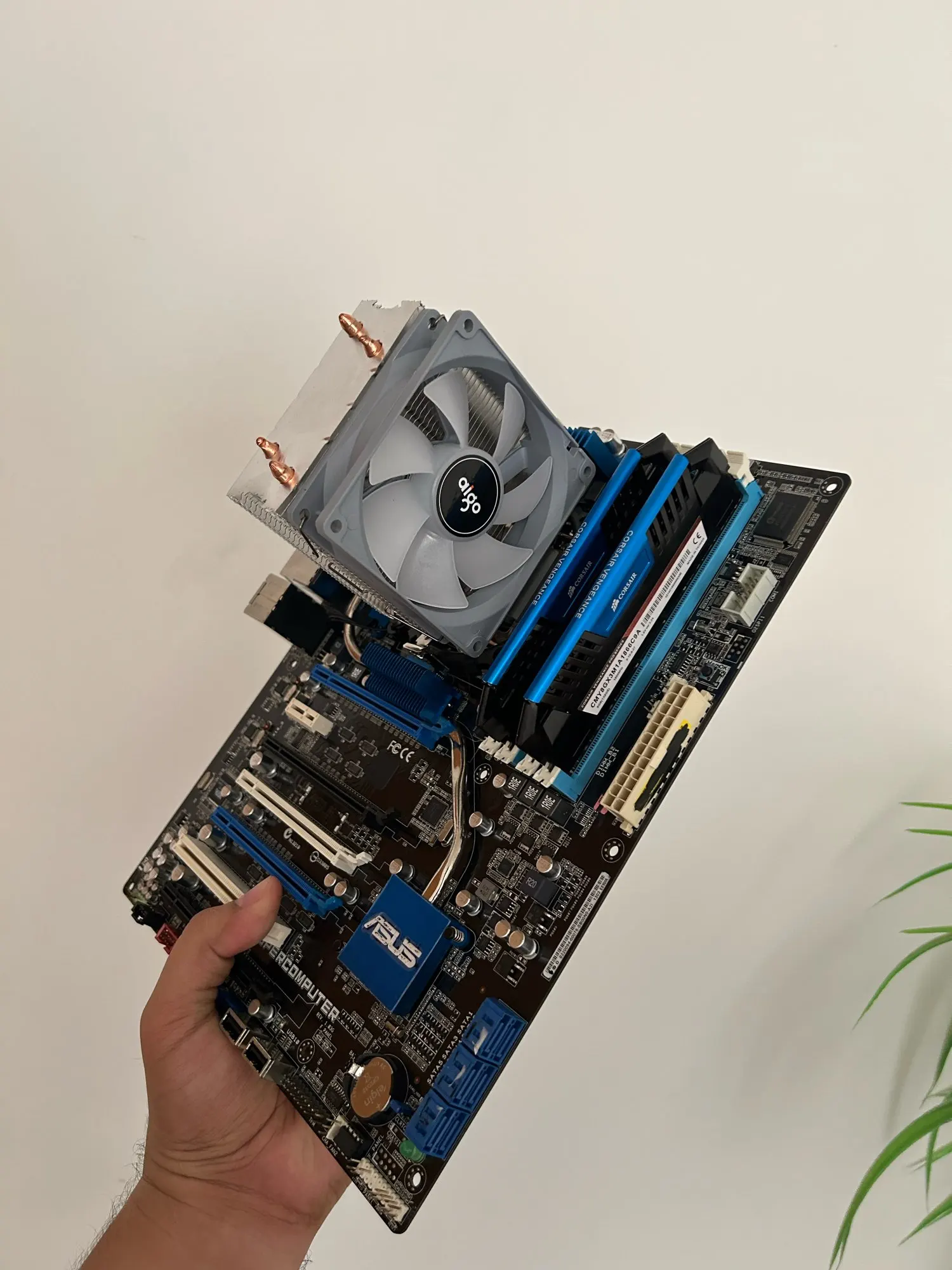 Aigo ICE CPU Cooler 2 4 6 Heat Pipes PC Radiator PWM 3PIN 90mm CPU Cooling Silent Rgb Fan For Intel 1700 1150 1156 1366 1155 AMD photo review