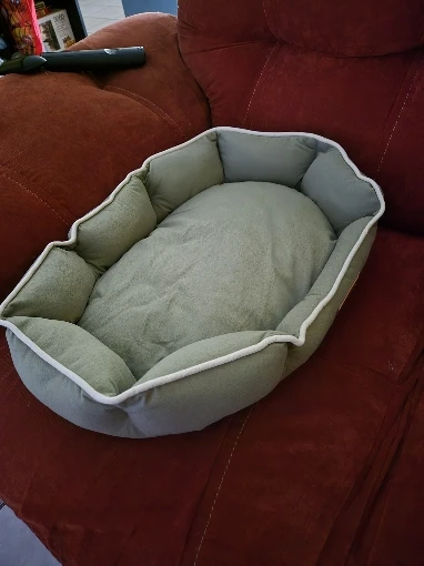 Cama Beige De Felpa Para Perro