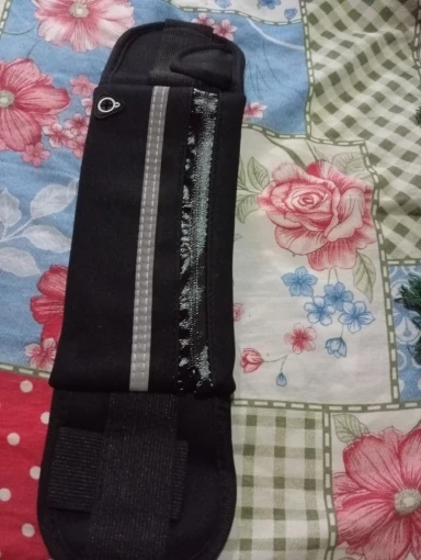 Pochete Esportiva cintura Preta porta celular garrafa utensílios para Corrida Preta photo review
