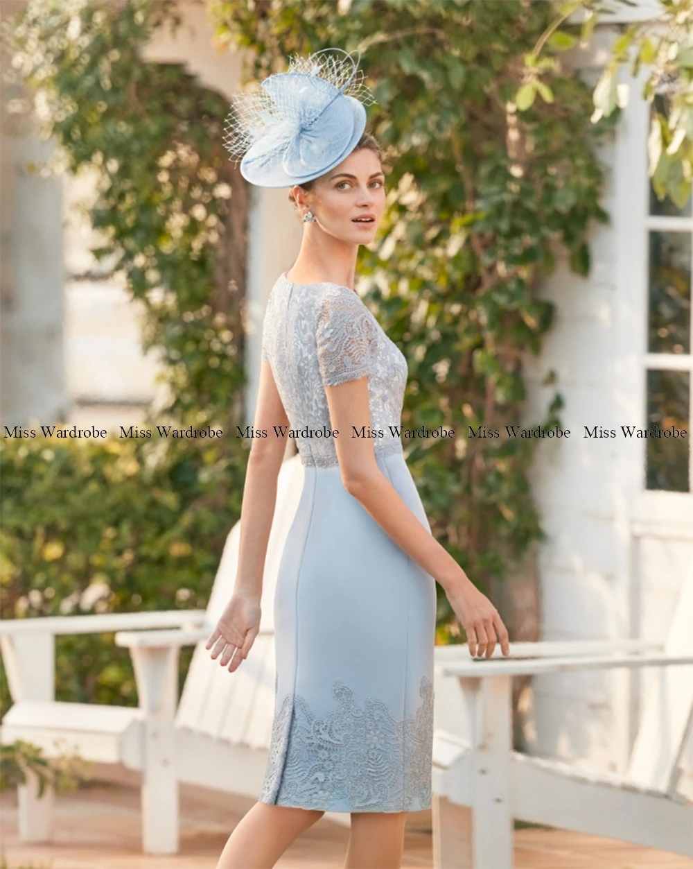 Exquisite Lace Mother of the Bride Dresses For Wedding Blue Scoop Neck Party Prom Gowns With Jacket   Knee Length