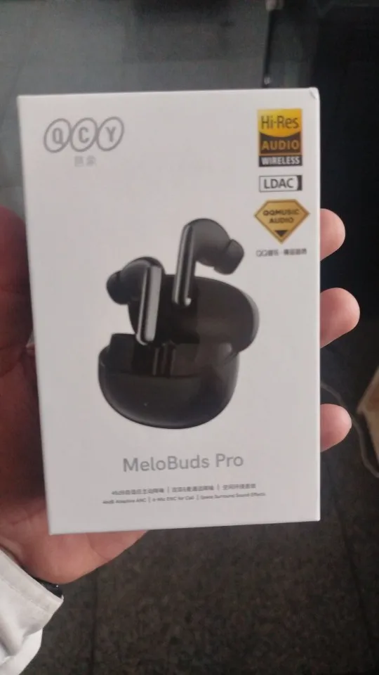 Fones de ouvido QCY MeloBuds Pro photo review