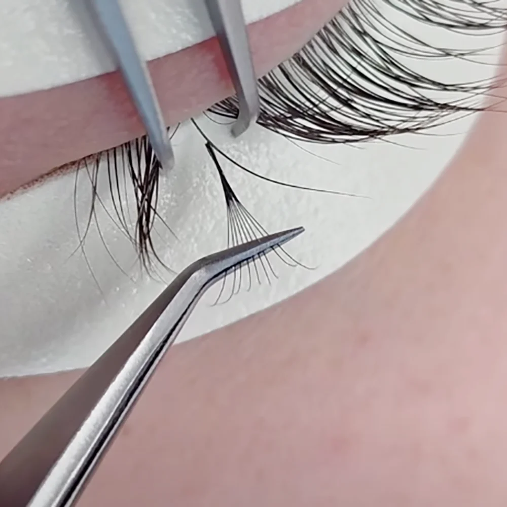 800 Fächer C Curl 0,07 3D Mix Pointy Base Pro Wimpernverlängerung Weicher langer kurzer Stiel Promade Lash Extension Fans Narrow Loose Fan – Detail 10