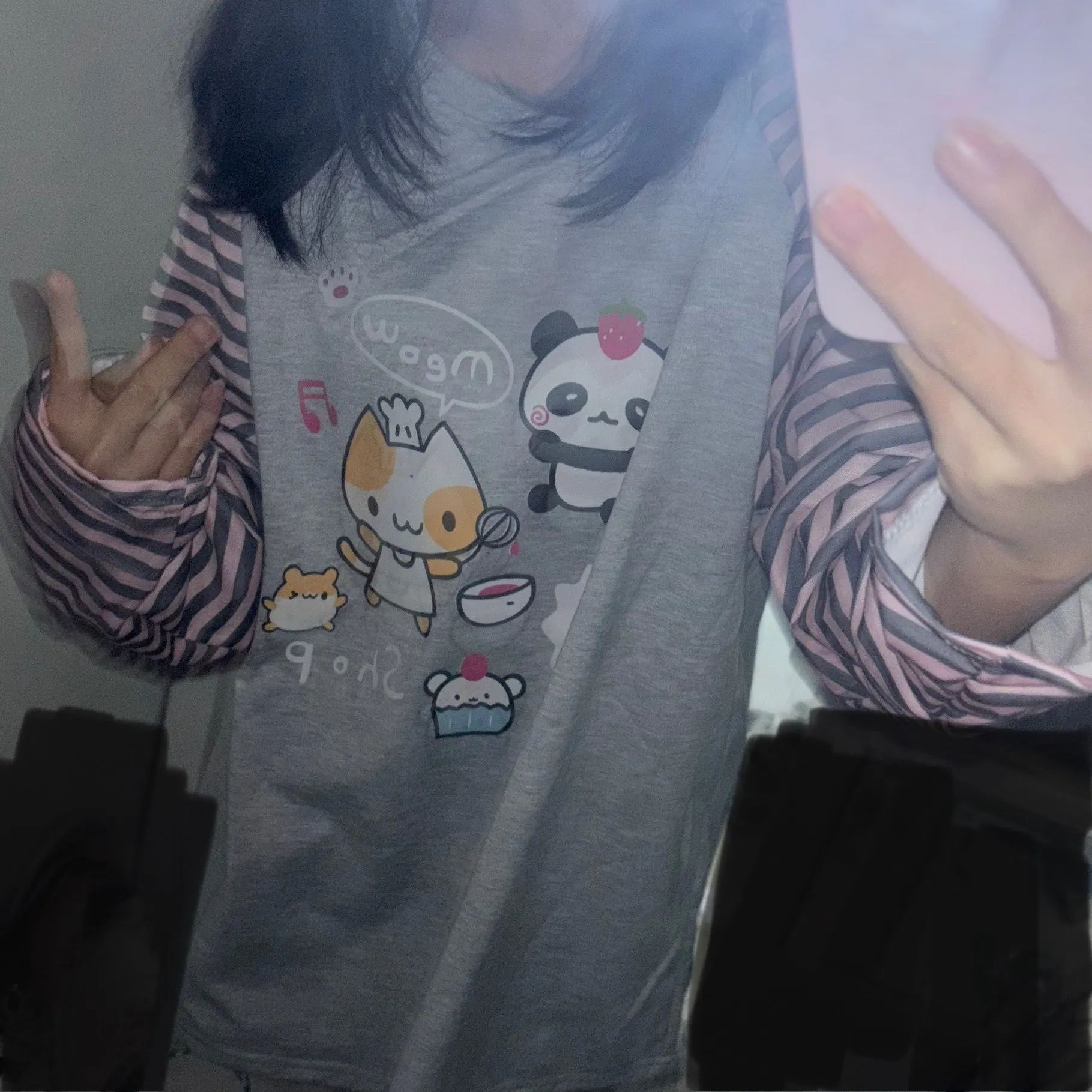 Cat Cafe Sweatshirt - Harajuku Aesthetic photo review