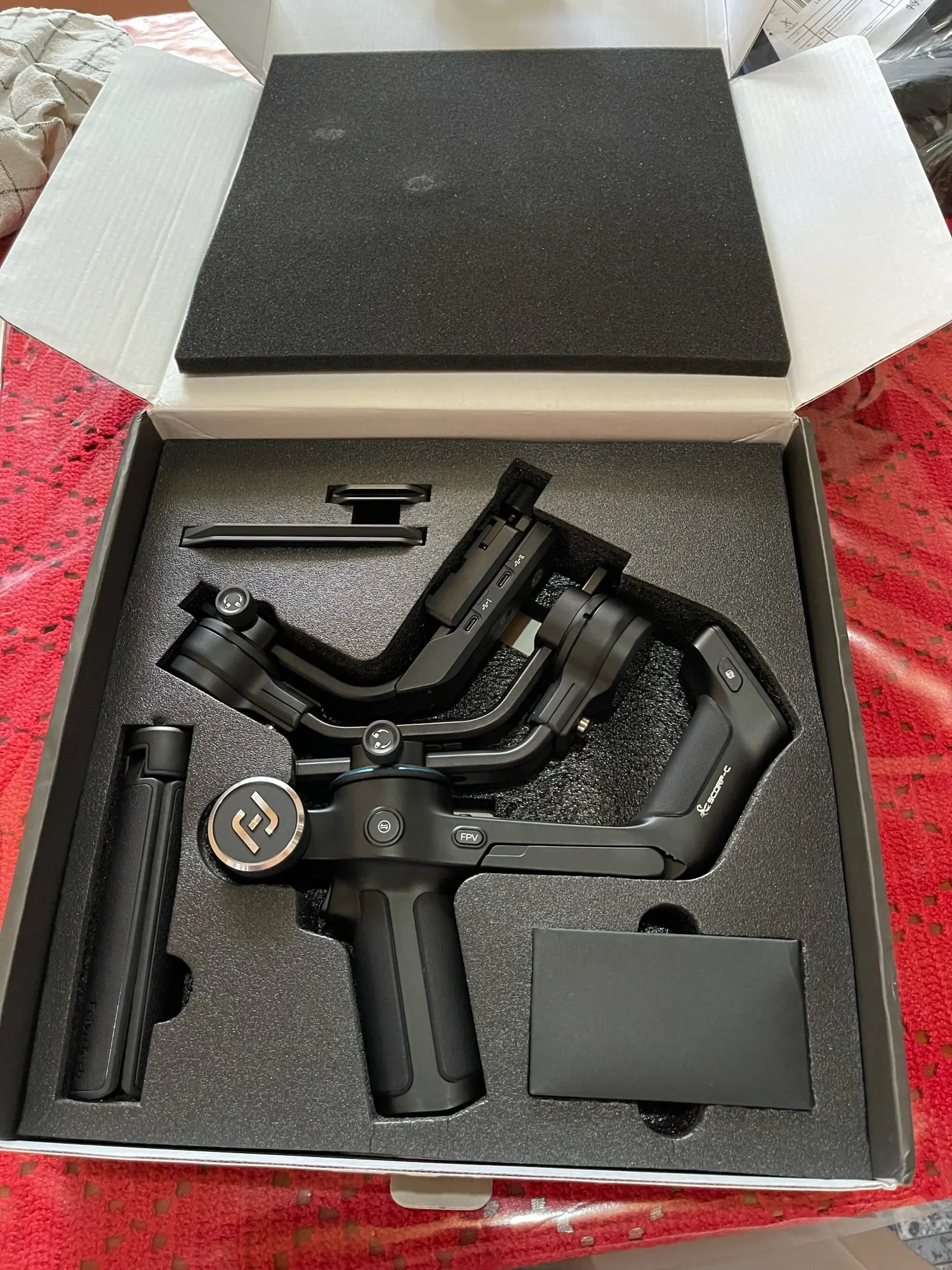 FeiyuTech SCORP-C 3 Axis Gimbal Stabilizer for DSLR Mirrorless Camera