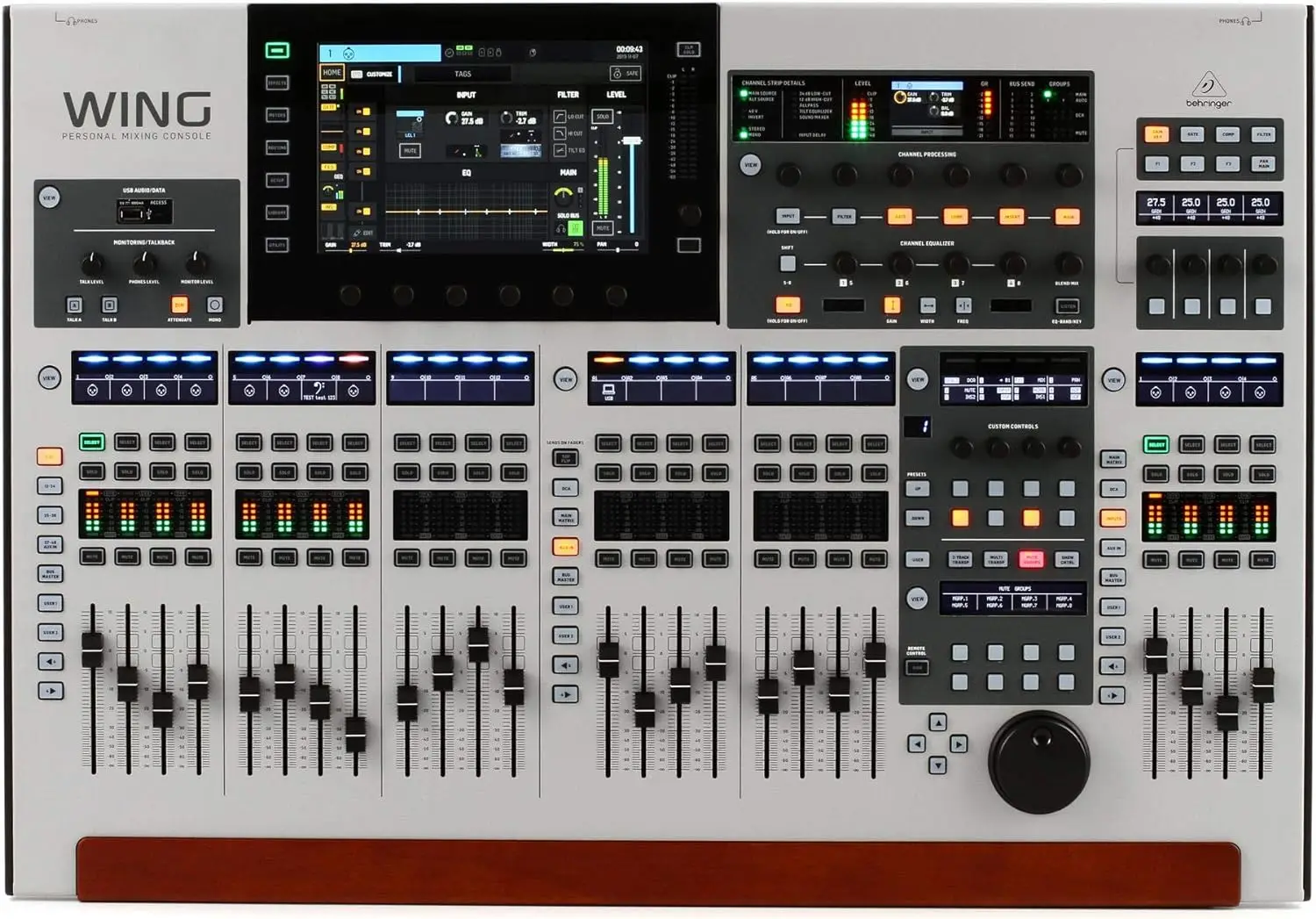 

Behringers WING 48-канальный цифровой микшер