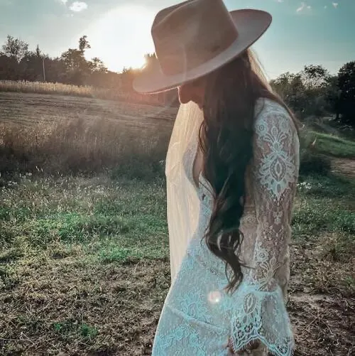 Bohemian Long Sleeves Floral Lace V Neck Outdoor Wedding Dress Elopement Hollow Sheath Modest Pearls Rustic Bridal Gown