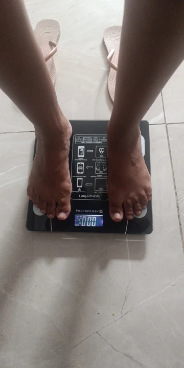 Balança Corporal Bioimpedância Profissional Bluetooth - Neverdie Store photo review
