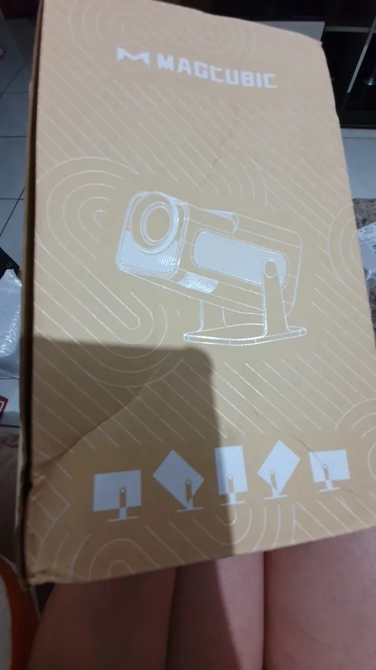 Magcubic HY320 Projector photo review