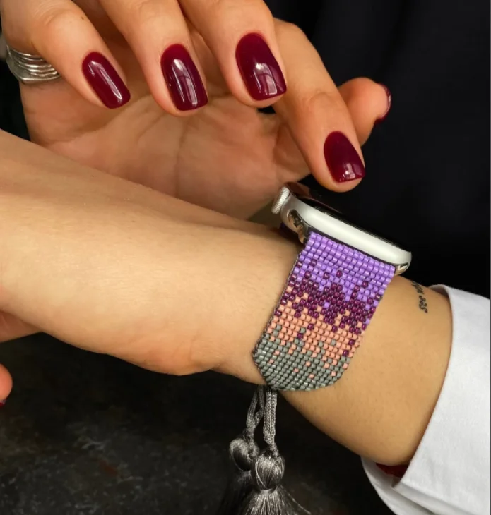 Hot Selling New Design Luxury Miyuki Beads Letter Apple Watch Band Fitness 40/44 Mm Smart Strap For Apple Watch Band