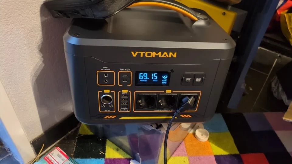 VTOMAN JUMP 2200 / JUMP 1800 Portable Power Station 828/1548Wh LiFeP04 Battery Solar Generator Solar for Home Outdoor Camping photo review