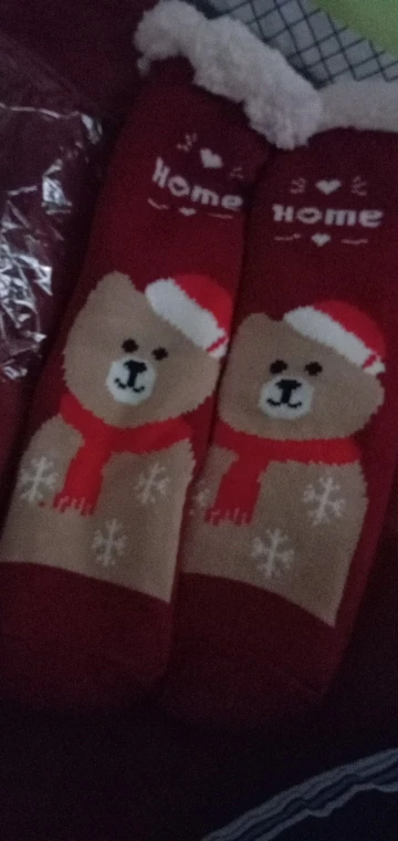 Flauschige Wintersocken mit niedlichen Tiermotiven photo review