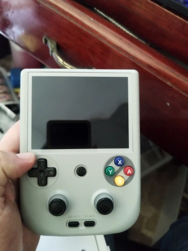 ANBERNIC RG 406V photo review
