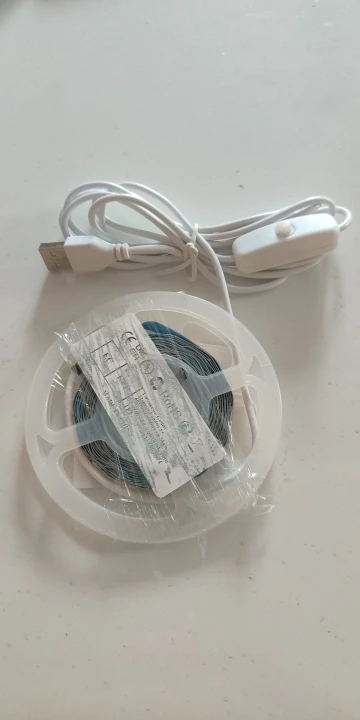 DC5V USB LED Strip 2835 Dimmable Touch Switch Backlight TV Light photo review