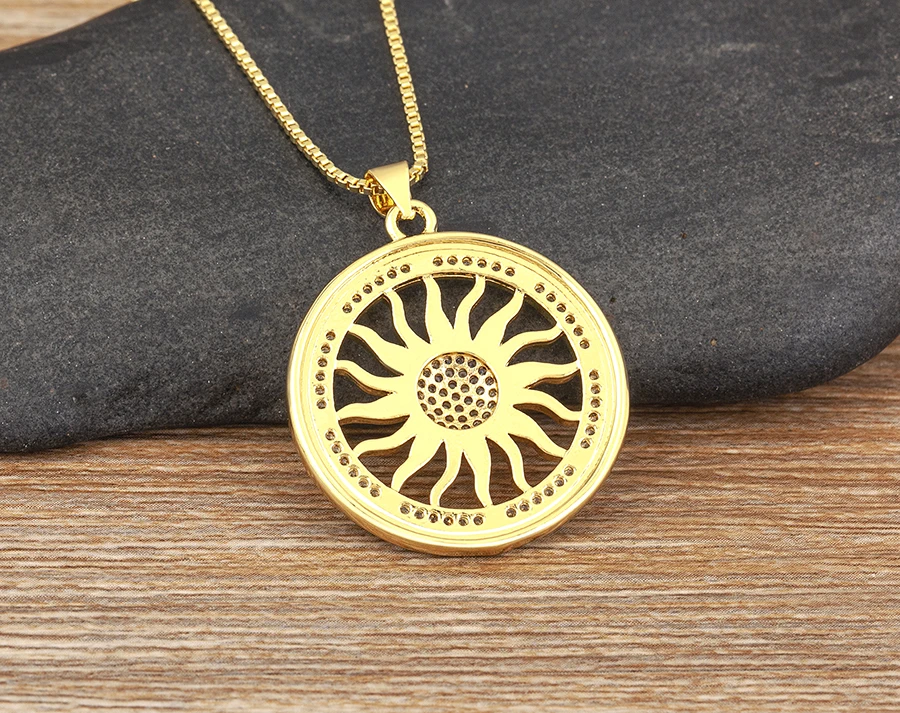 AIBEF Light Of Star And Moon Sun Shape Pendant Women Necklace Copper Zircon Western European Style Jewelry Popular Romantic Gift