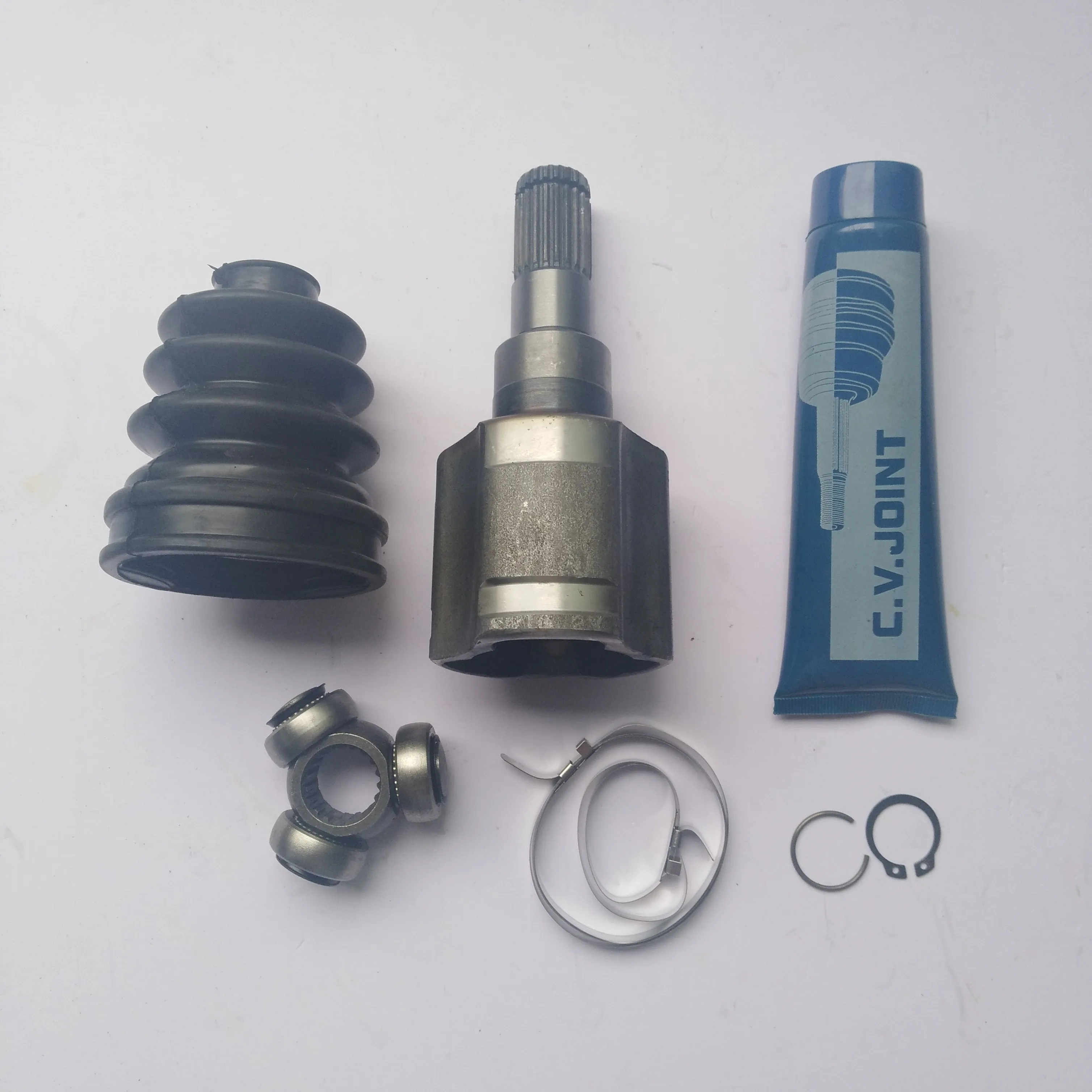 Car Drive Shaft Inner Outer CV Joint for Chery QQ IQ SQR372 SQR472 0.8L 1.1L