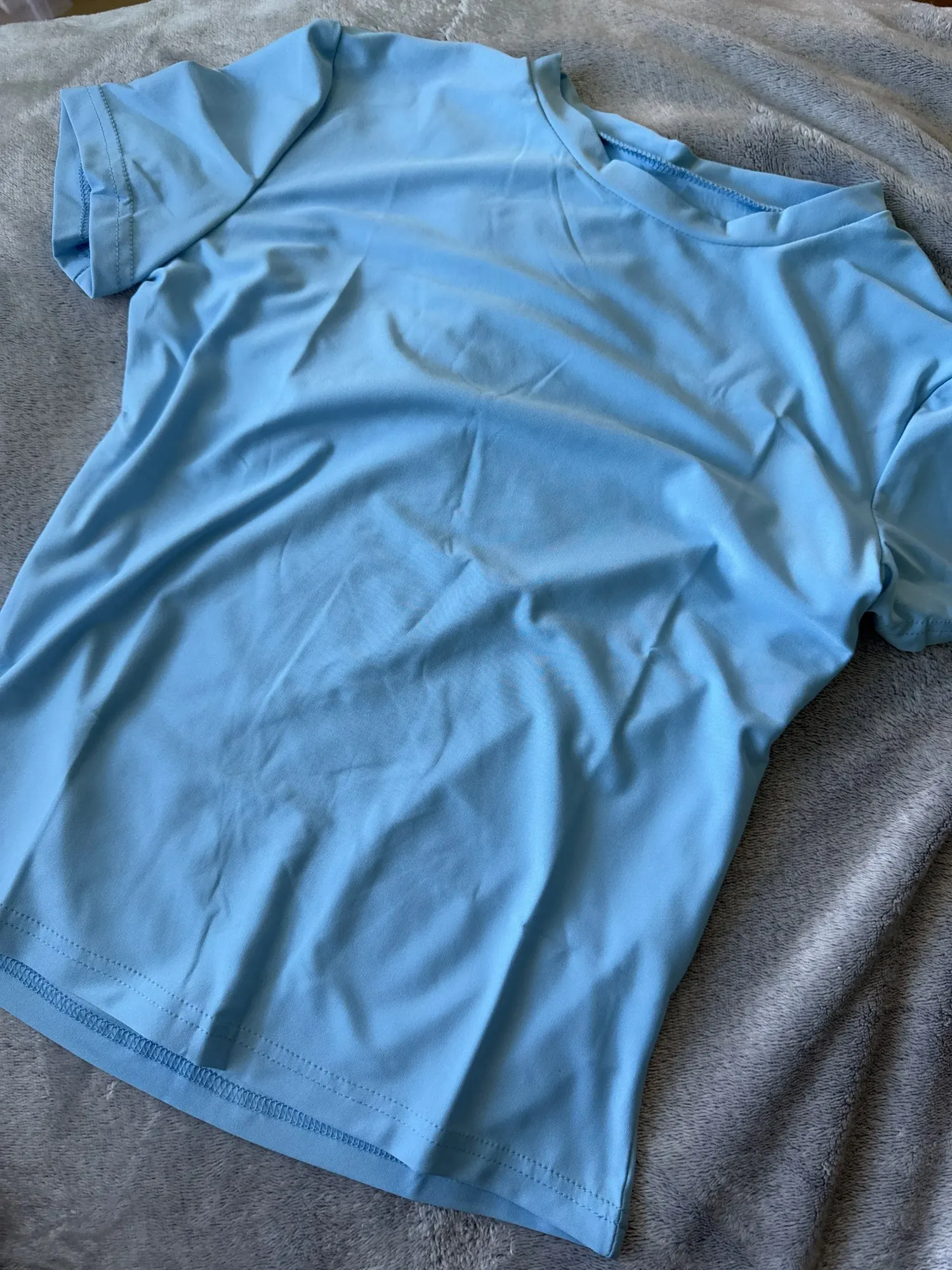 Luxe Polyester O-Neck Tee - Slim Fit Summer Essential photo review