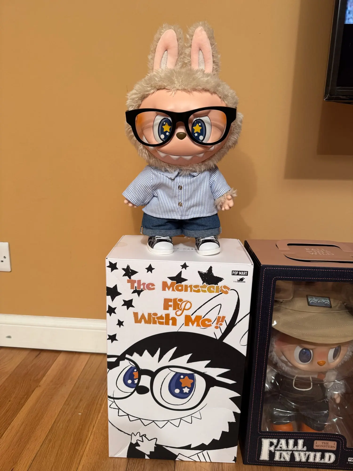 POP MART THE MONSTERS - FLIP WITH ME Vinyl Plush Doll Limited to