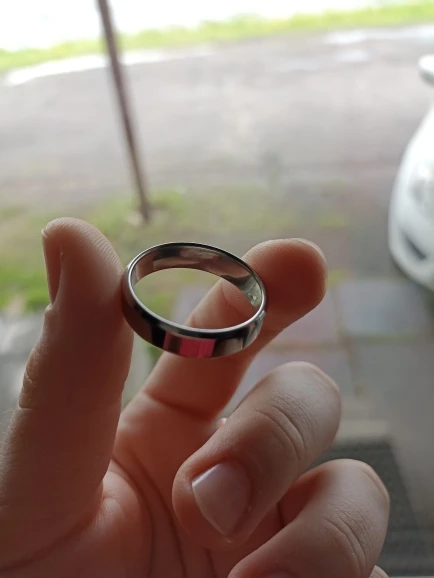 6MM Titanstål Svart Guld Fingerringar Set För män Silverpläterad Ring För Kvinnor Smycken i rostfritt stål Kvinnlig vigselring