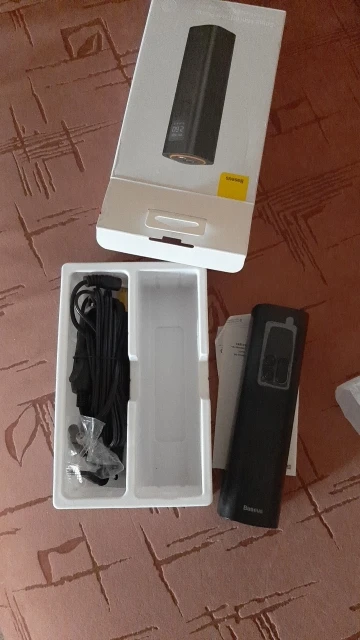 TeslaHubs™ Portable Air Pump customer photo