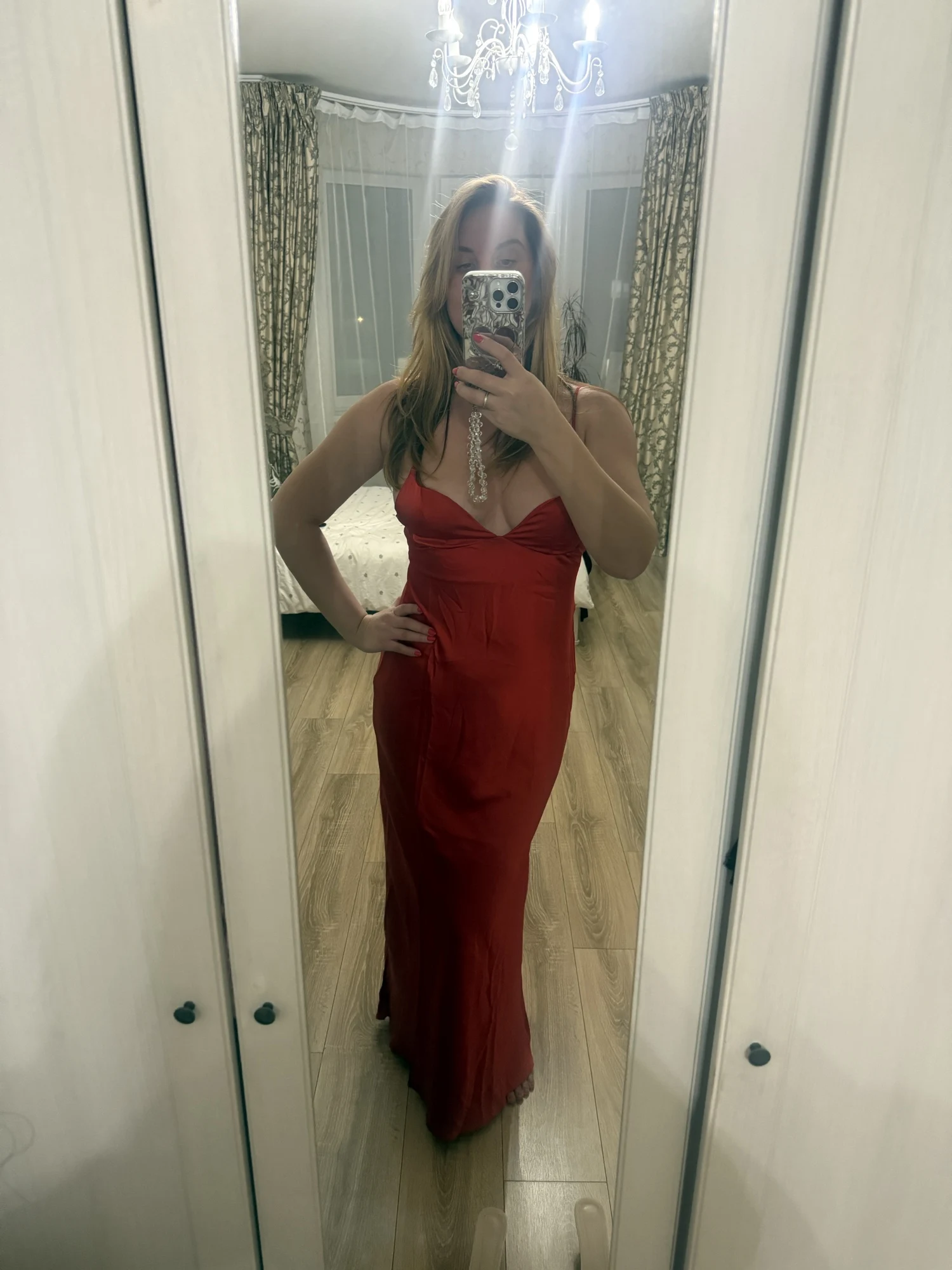 Elegant Red Satin V-Neck Summer Dress for Special Occasions photo review