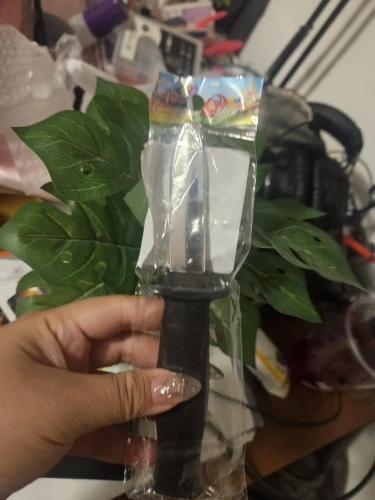 EAVUYIS Faux Couteau, Faux Couteau Retractable, Couteaux