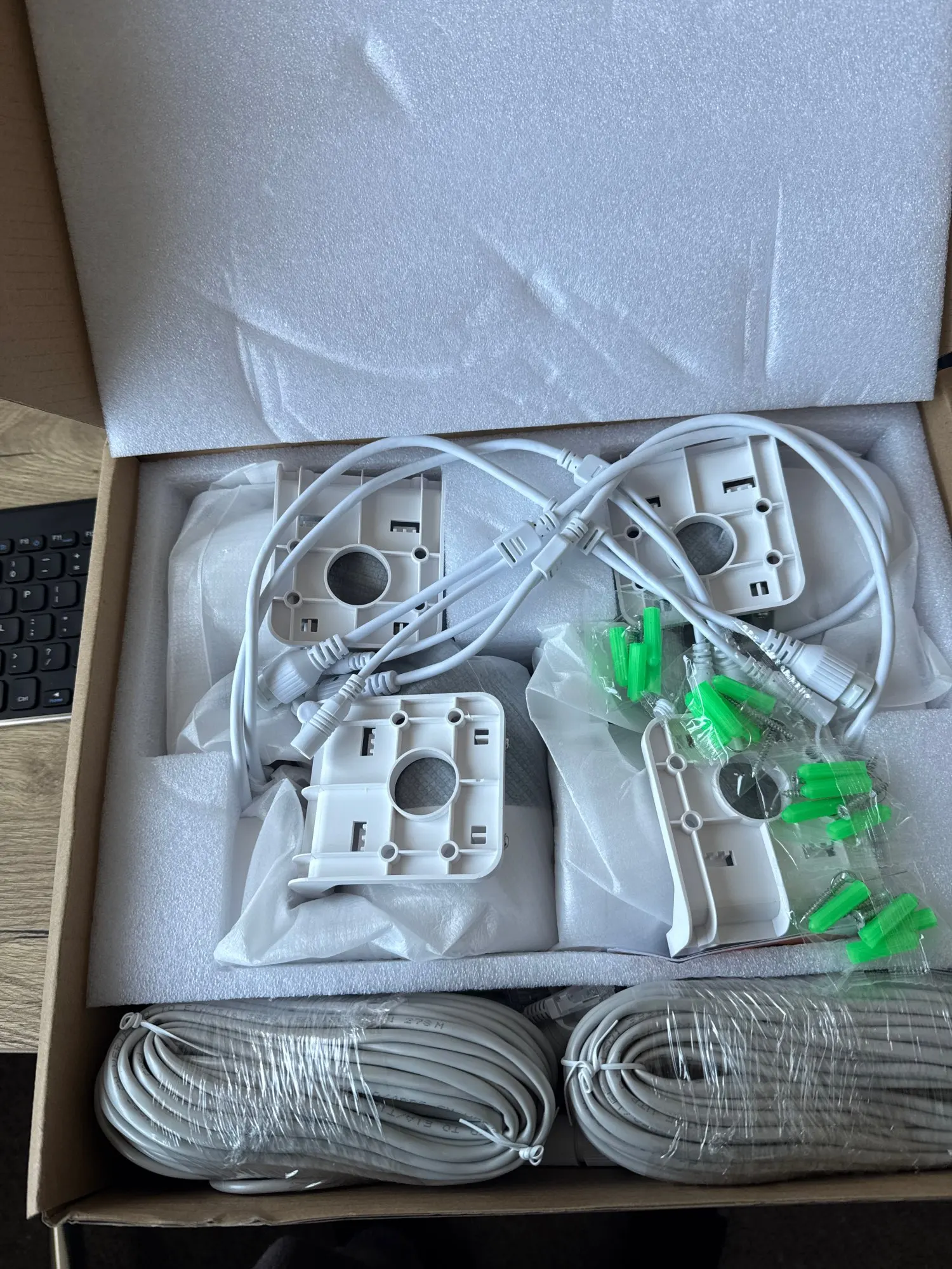 H.view 8Ch 4K 5MP 8MP Cctv Security Camera System Ptz Home Video Surveillance Kit Outdoor Ip Camera Humanoid Detection photo review