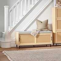 Shoe bench with seat plank with sliding doors