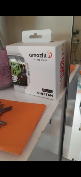 Amazfit Cheetah Smartwatch, Square Tela De 1.75" Com Pulseira De Silicone, 150 + Modos photo review