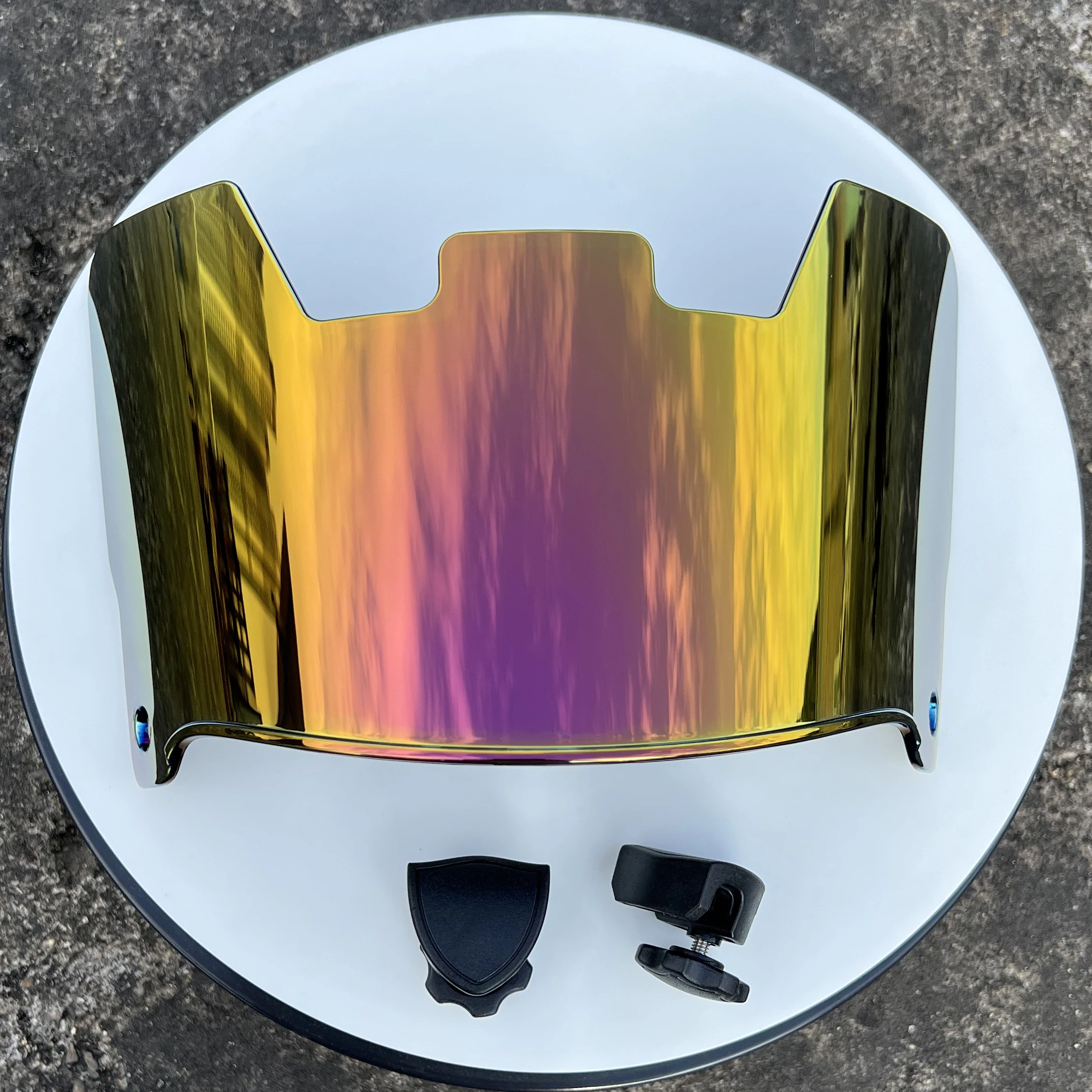 Description Picture 4 of itemNew Special Cheap Rugby Visor American Football Helmet Visor with Clips