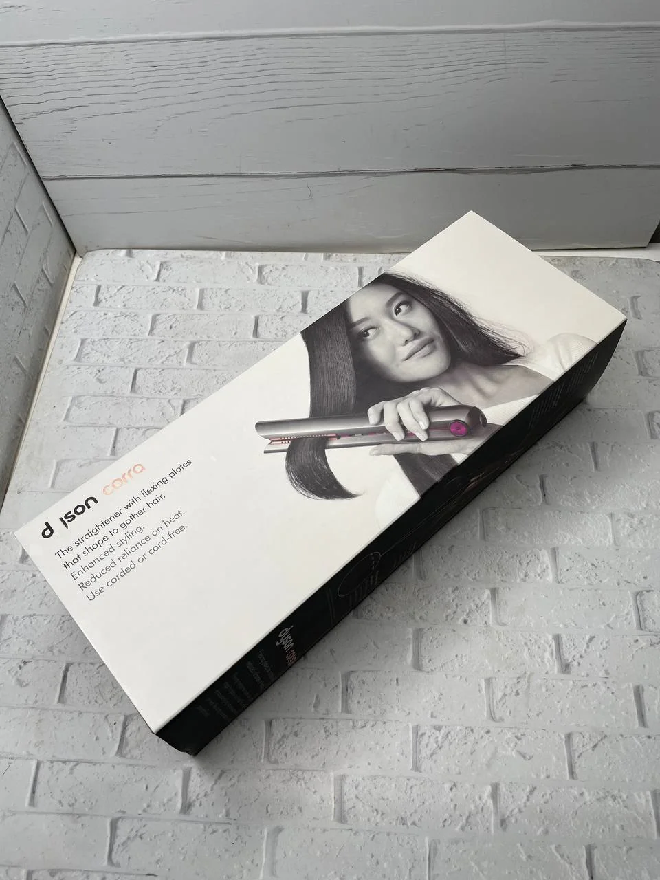 Рисунок 4 - Выпрямитель для волос Daison HS03 Сorrale