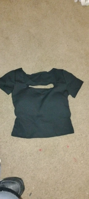 Built-In Bra Cut-Out Back Crop Top – Bold & Chic