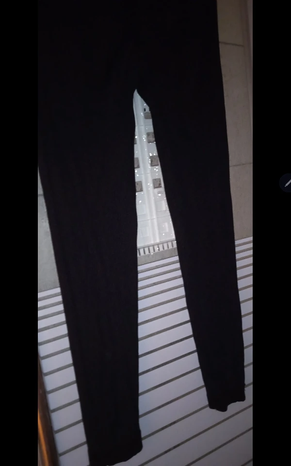 Women's High-Waist Seamless Yoga Leggings - V-Waist Design photo review