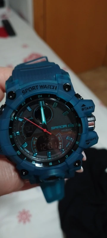 SMAEL Digital Wristwatch with Trendy Look