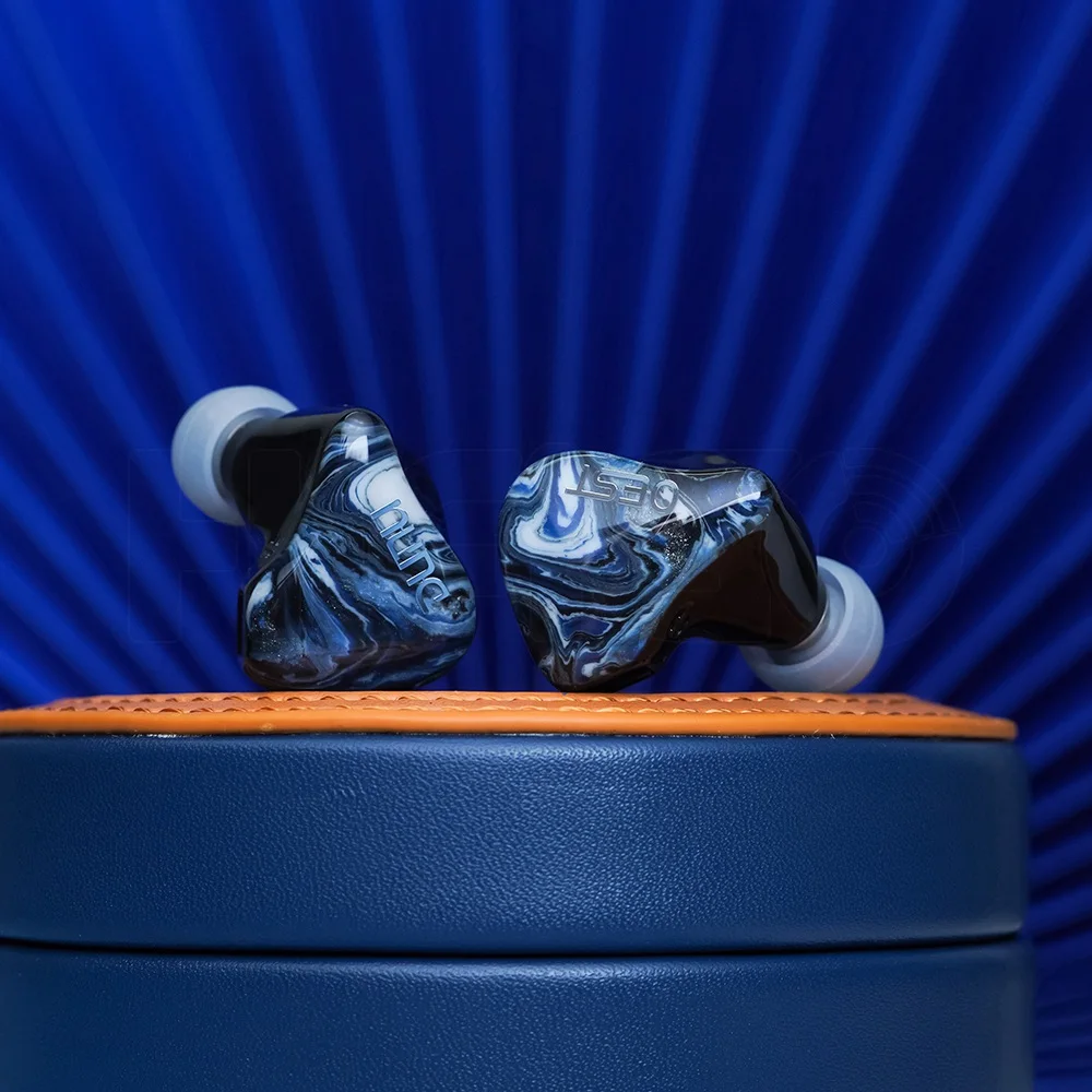 DUNU SA6 EST / SA6EST 6BA+2EST Hybrid Drivers In-Ear Earphone with Hulk Pro Mini Stock Cable Q-Lock Plus Interchangeable Plug 3