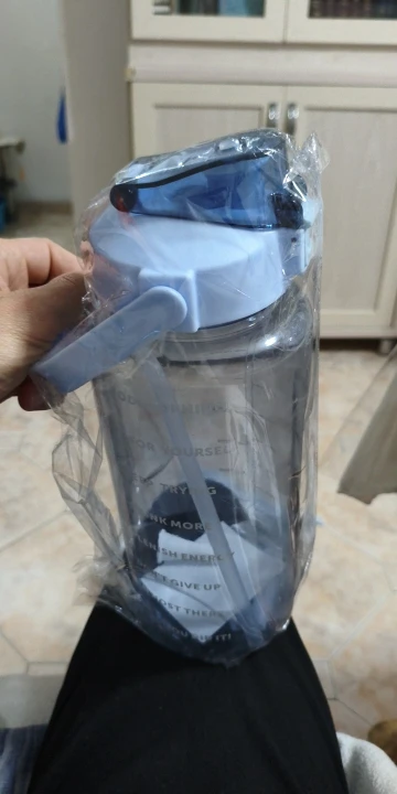 1pc Large Capacity Portable Water Bottle with Time Marker photo review