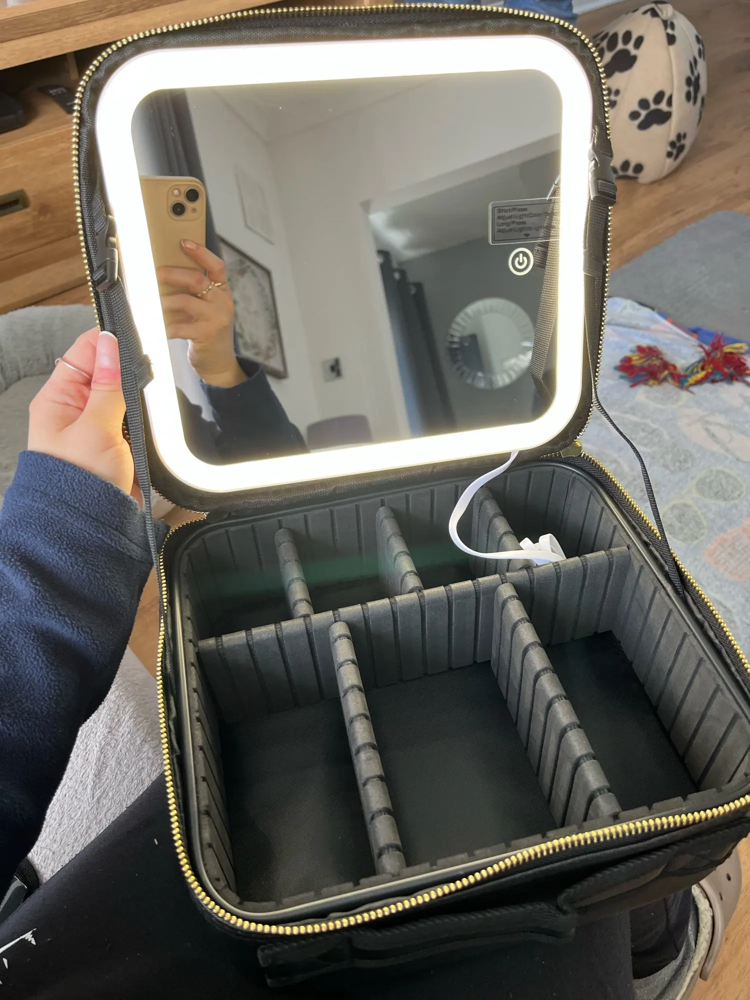 Cosmetic Travel Case With LED Mirror Ceelic