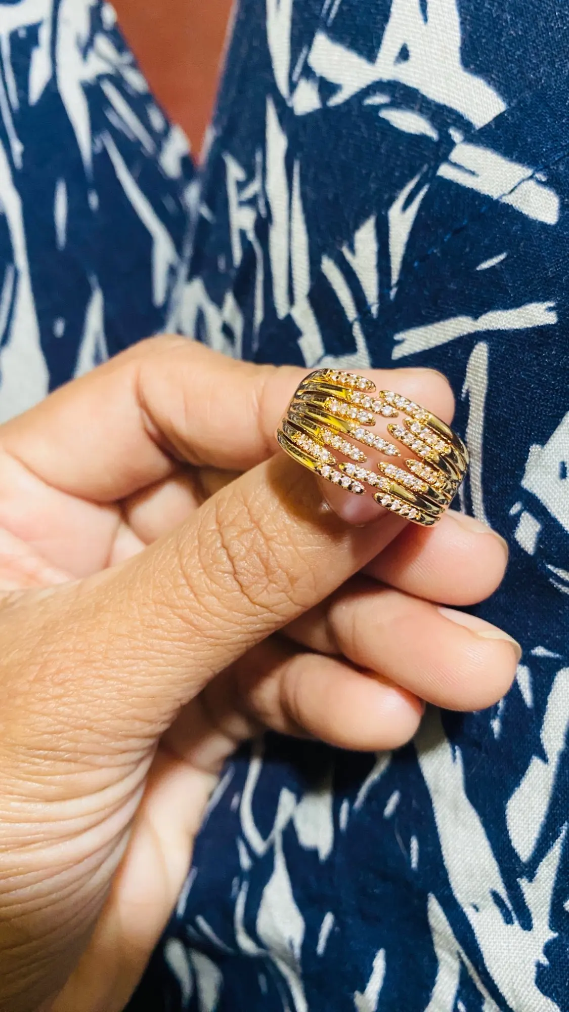 Zircon Double Crossed Shape Rings photo review