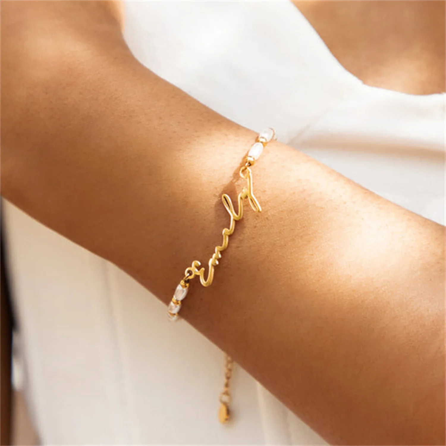 Pearl Chain Signature Name Bracelet Custom Name Bracelet Personalized Gifts Custom Name Bracelet Jewelry Gift for Mom Send Love