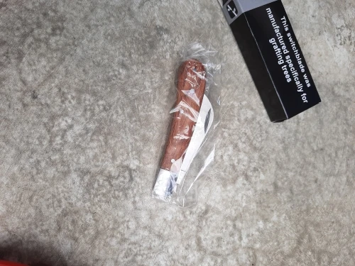 Folding Grafting Knife Grafting Tools Grafting Pruning Knife Professional Garden fruit tree Grafting Cutter Wooden Handle Knife photo review