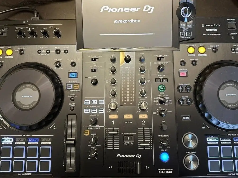 Original Genuine DJ XDJ-RX3 Digital DJ System All-in-one Digital System with 10.1" Touchscreen Display
