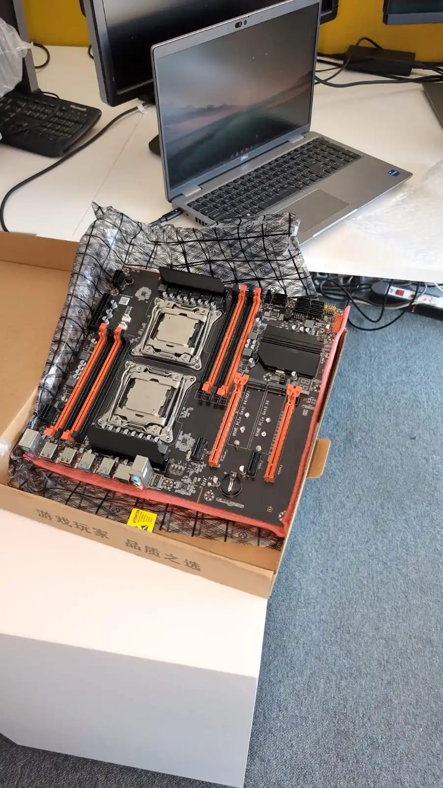 MOUGOl X99 Dual CPU Gaming Motherboard Set lntel Xeon E5 2680 V4&DDR4 64GB (4*16GB) LGA2011-3 M.2 NVME for Server Computer Host photo review